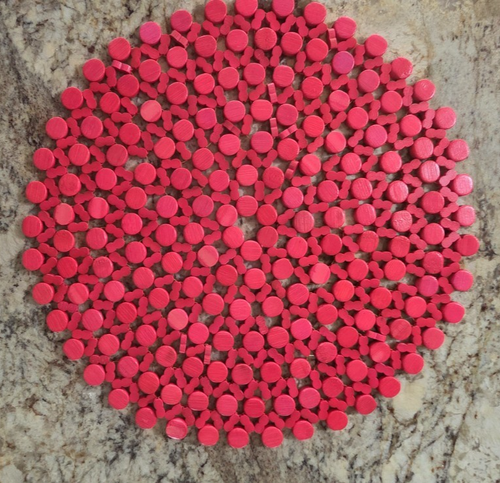 Kim Seybert Bamboo Coral Placemats Round Boho Wooden Beaded Set of 4 15" Round - Picture 11 of 14
