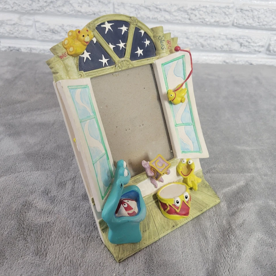 Vintage Terragrafics Childs Photo Frame 3D Musical Instruments Resin 3.5x5" - Image 2 of 4