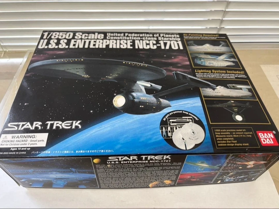 Star Trek 1/850 USS Enterprise NCC-1701 Plastic Model Kit (703) BANDAI - Image 3 of 4