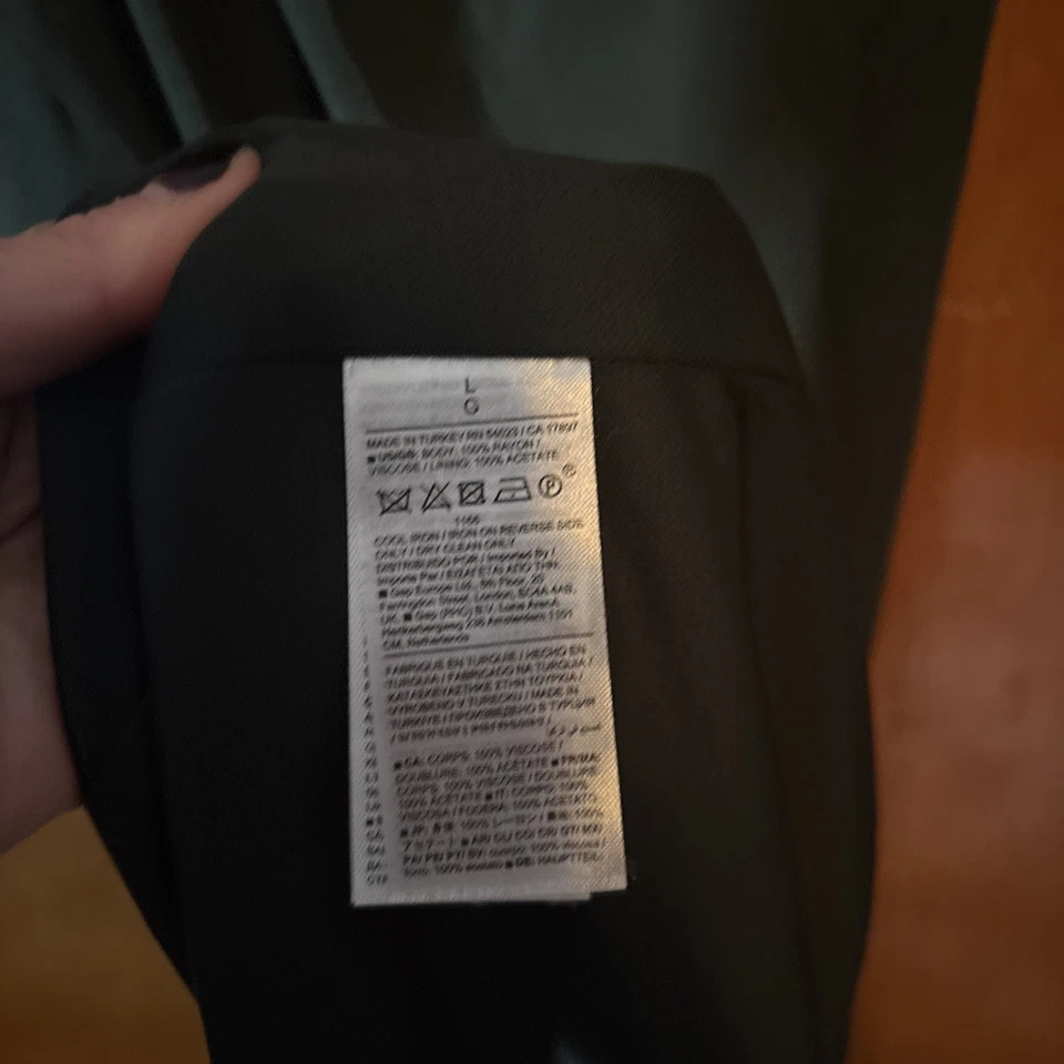 VESTIDO MAXI DE UN HOMBRO Banana Republic KATIA Grande Foto 4 de 4