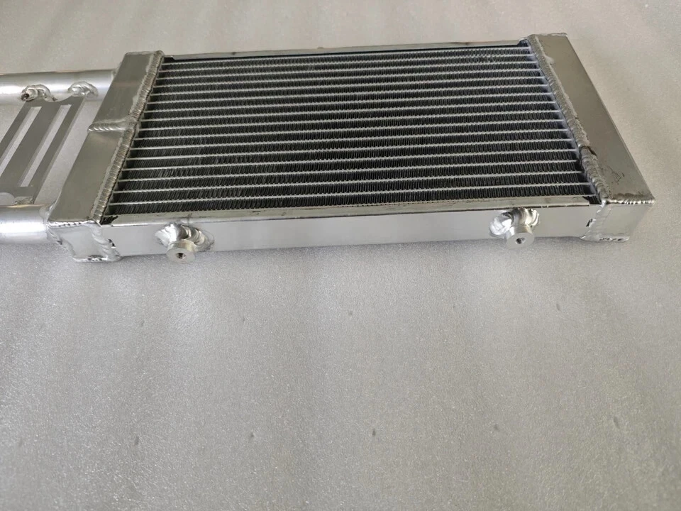 Radiador auxiliar de aluminio Fit Audi 80/90/Coupe Quattro 2,3 L 1988-1992 Foto 3 de 4