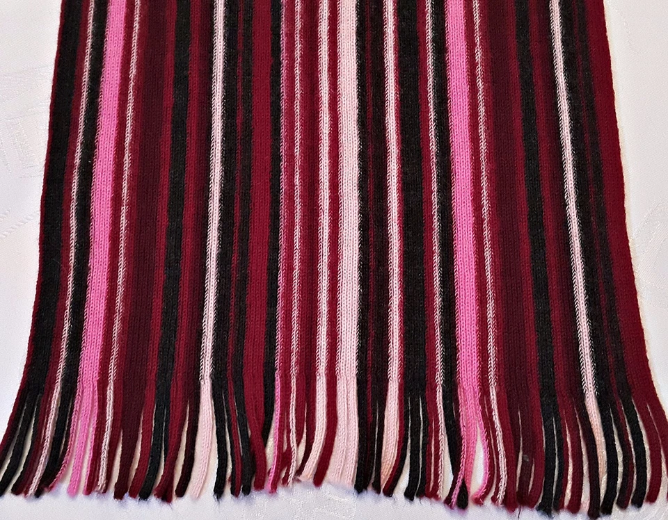 VINTAGE AUTHENTIC ATLAS DESIGN STRIPED KNITED RED LAMBSWOOL LONG MEN FRINGESCARF - Image 2 of 3