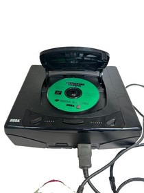 SEGA Saturn Console Bundle w/ 1 Controller, Cables & Game. Model MK-80000 VTG