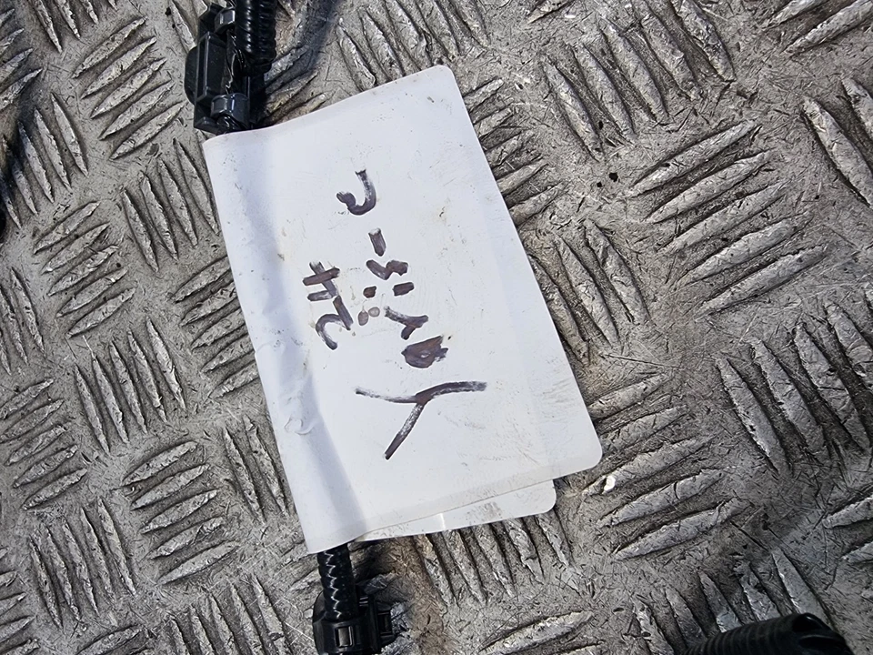 TOYOTA YARIS CROSS FRONT PARKING SENSOR LOOM 821130D340B AUTO SUV 2024 - Image 4 of 4