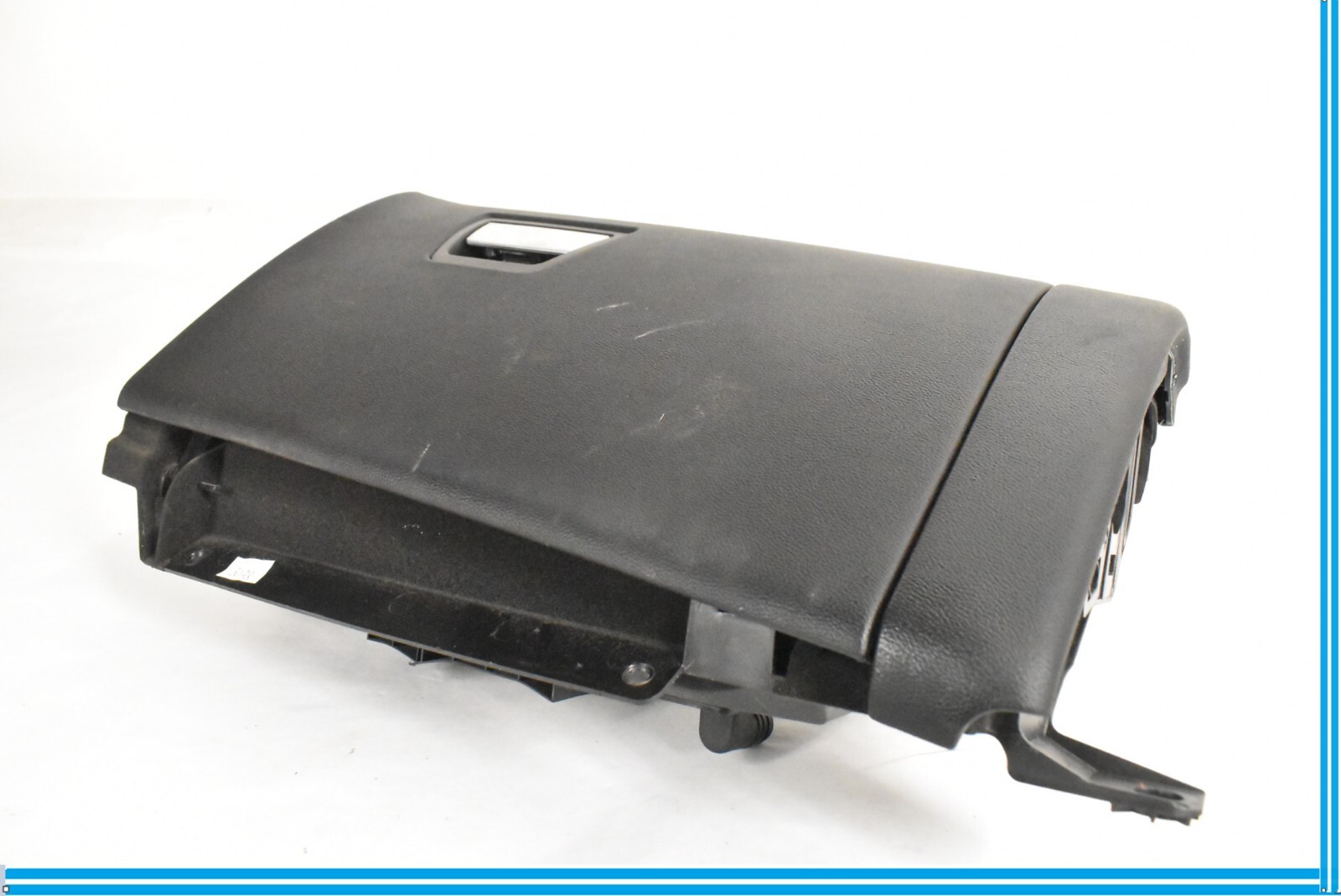 2014-2019 Maserati Ghibli Glove Box Assembly 14-19