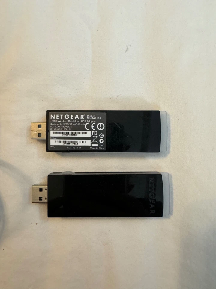 Adaptador USB de doble banda WiFi Netgear N900 - WNDA4100 Foto 2 de 2