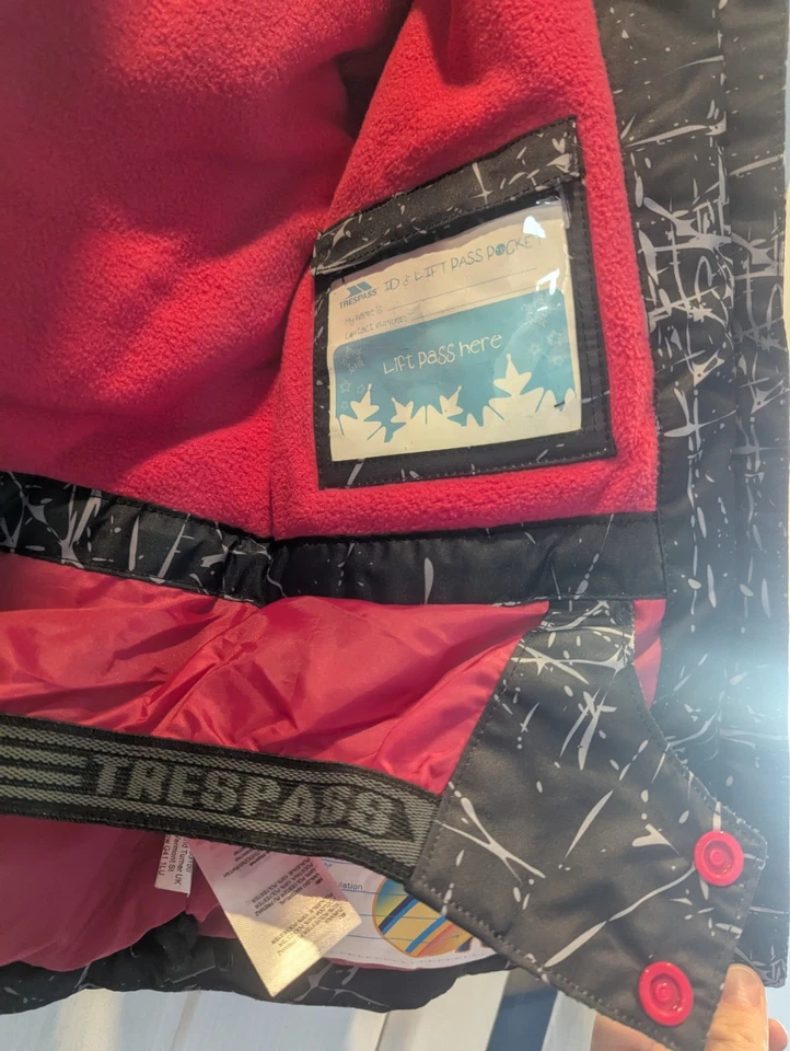 Trespass TP50 Impermeable Invierno Esquí/Snowboard Chaqueta - 5-6 Negro y Rosa  Foto 3 de 4