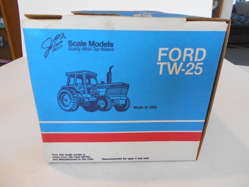 Vintage 1989 Scale Models 1:16th Scale Ford TW-25 Tractor, First Edition, NIB - Picture 9 of 15