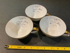 JYOTO FINE CHINA  ANDREA 8095 3 TEA/COFFEE CUPS MADE IN JAPAN. NICE