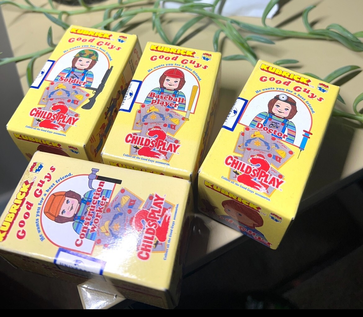 Medicom Toy Kubrick: Child's Play 2 Chucky Good Guys *Brand Medicom Toy Kubrick: Child's Play 2 Chucky Good Guys *Brand