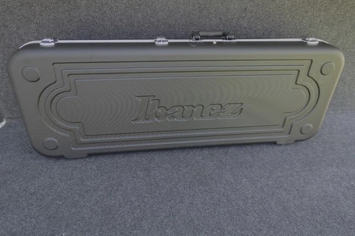 Ibanez M20FR Polyethylene BLACK HARD SHELL GUITAR CASE FITS FR SOLID BODY'S