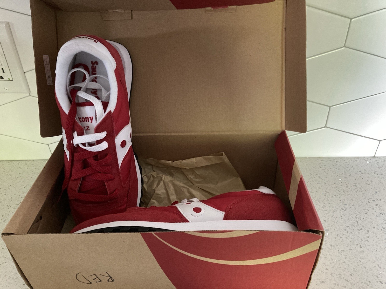 Size 9.5 Saucony Jazz Women's Athletic Shoes Sneaker Red White Lace Up 1044-151  thumbnail 13