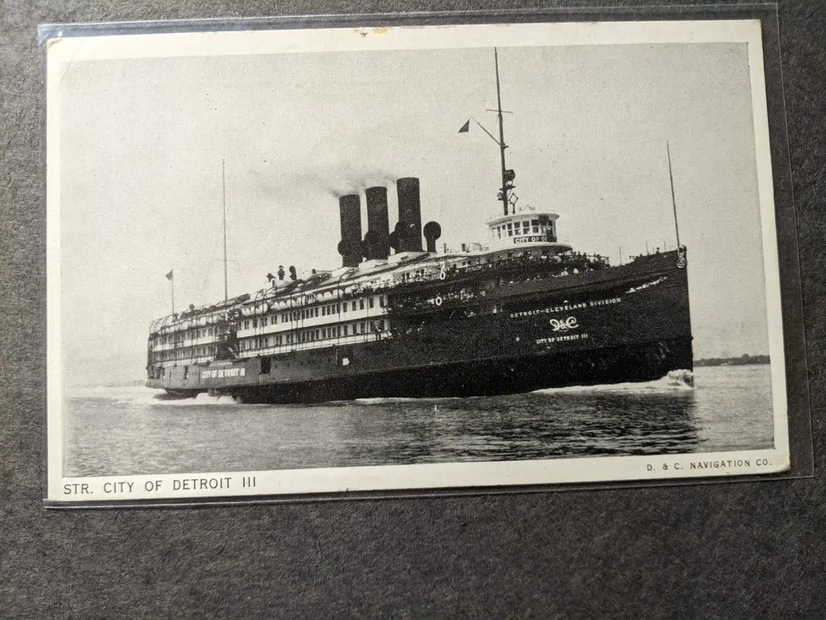 Steamer CITY of DETROIT III, D & C Navigation Co 1941 Naval Postcard  Cleveland