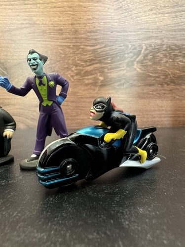 VTG Kenner Batman Adventures DieCast Robin Penguin Joker Batmobile BatCycle set6 - Picture 5 of 24