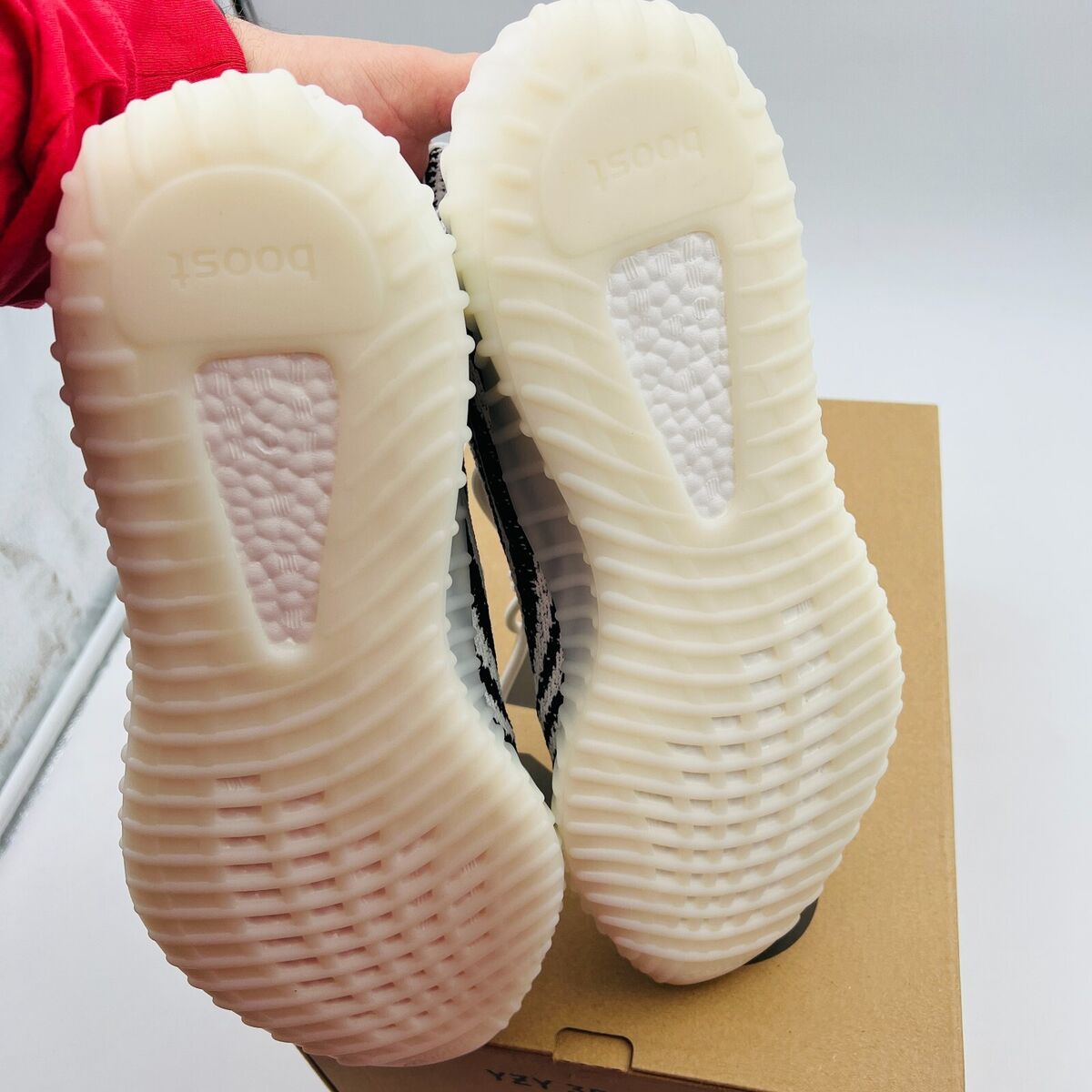 Size 13.5 - adidas Yeezy Boost 350 V2 Zebra 889773948142| eBay Size 13.5 - adidas Yeezy Boost 350 V2 Zebra 889773948142| eBay