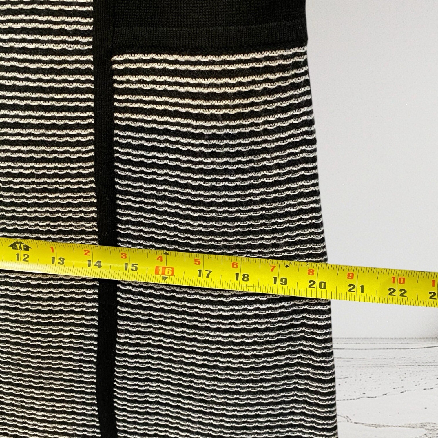 Calvin Klein Stripe Sweater Dress Women’s Size Large Super Soft Knit Cozy Chic