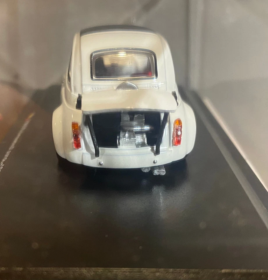 HACHETTE 1/43 - Ref: PROMO - FIAT ABARTH 695 SS ASSETTO CORSA - Immagine 4 di 4