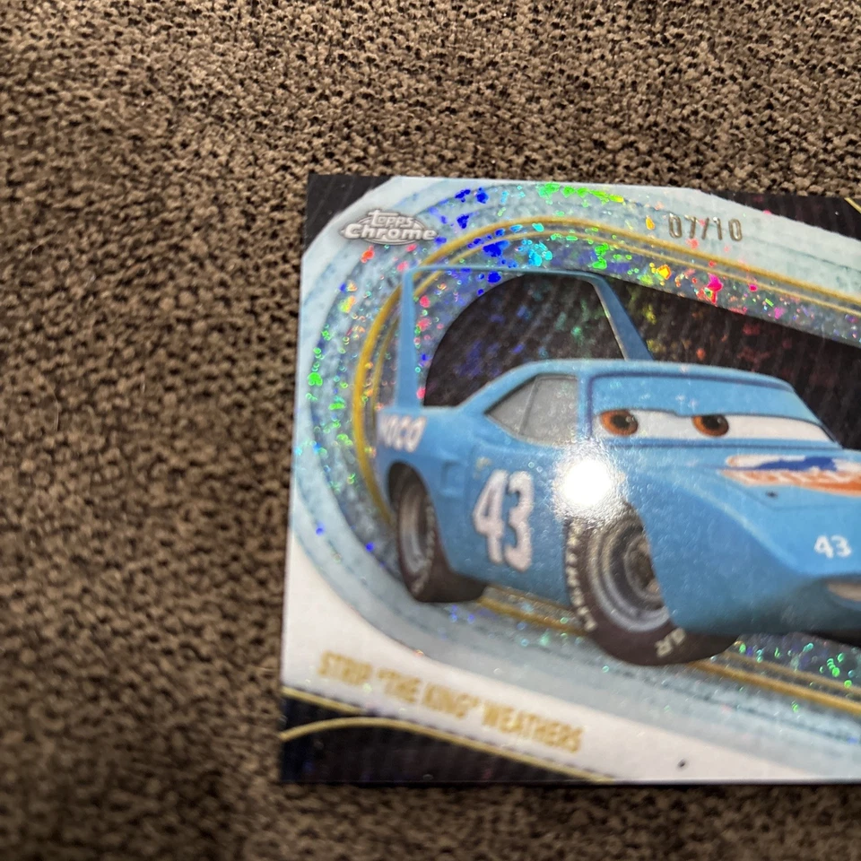 2025 Topps Chrome Disney Strip The King Weathers Black Wave Refractor 07/10 # 57 - Bild 3 von 4