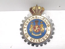 VINTAGE bELGIUM TORURING CLUB GRILL BADGE