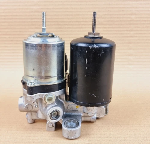 Toyota Prius 2010-2015 Antiblockier-Pumpenaggregat Bremskraftverstärker 47070-47050 OEM - Bild 10 von 12