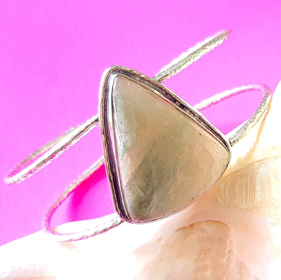 Pretty Seraphinite Gemstone 925 Sterling Silver Plated Handmade Bracelet  - Image 4 of 4