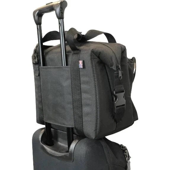 全新 American Outdoors 航空旅行冷藏箱 带行李箱套 — 第 4/4 张图片