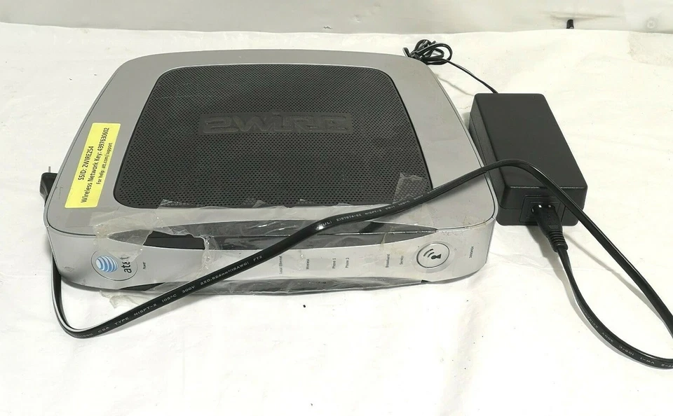 AT&T 2Wire 3600HGV 54 Mbps 4-Port 10/100 Wireless-G Router - Image 2 of 4