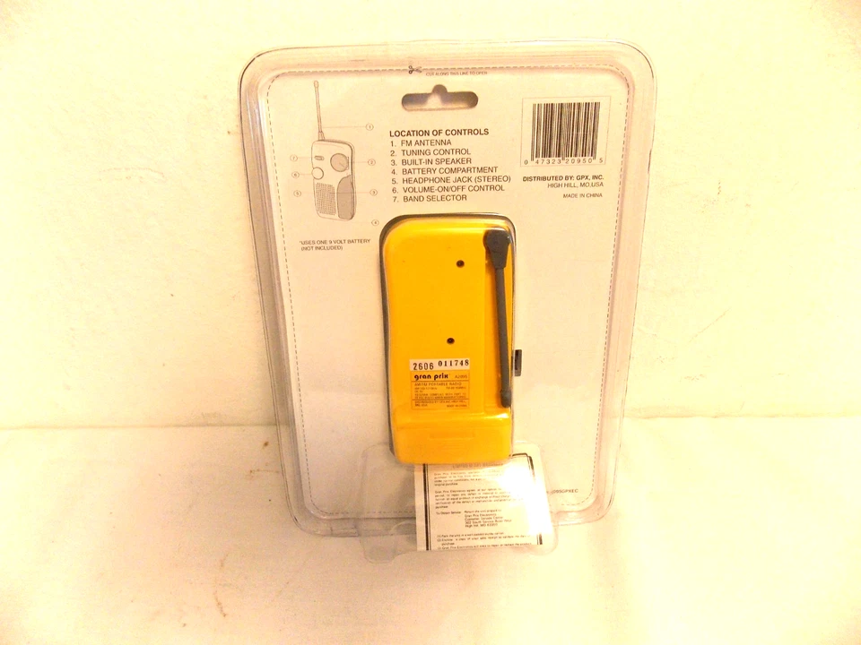 BRAND NEW SEALED GPX AM/FM GRAN PRIX SPORTS RADIO MODEL A2095 - Image 2 of 2