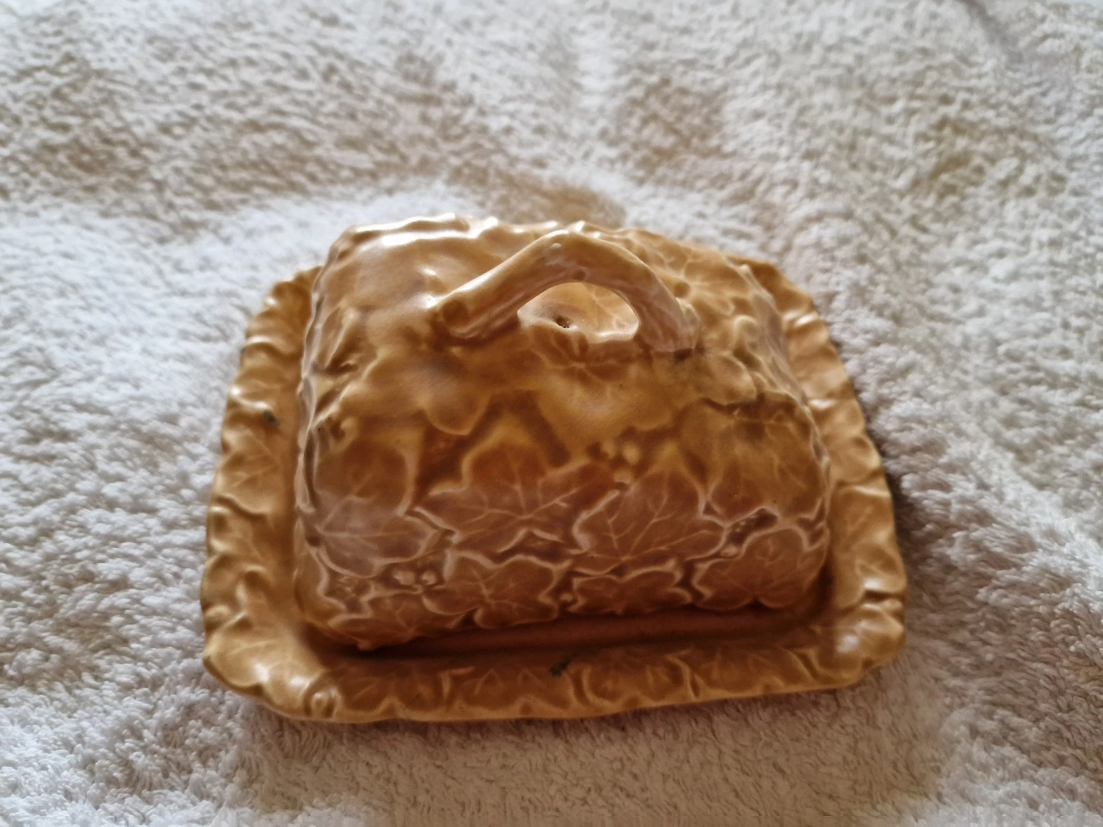 Sylvac cheese/butter dish