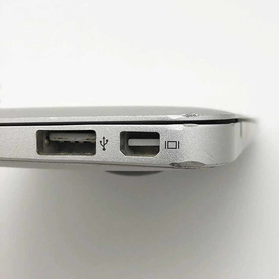 Apple Macbook Air 11 " A1370 Late 2010 Core 2 Duo RAM 2GB SSD 60GB Grade B - Image 3 of 4