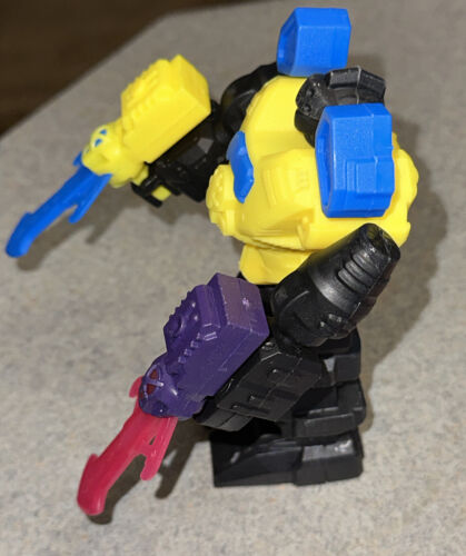 ACTION FIGURE ROBOT DIFENSORE POSABILE A SCATTO INTERCAMBIABILE Giallo Blu - Foto 2 di 5