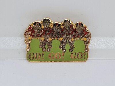 Go Go Go - American  Footballn- Pin - Anstecker - Werbung (2) 