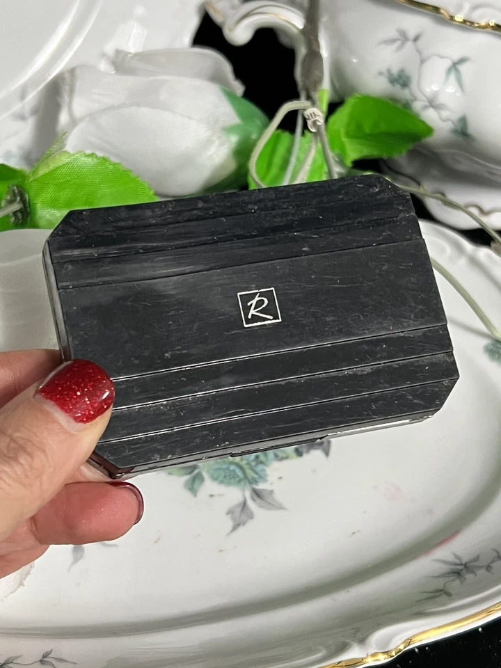 VINTAGE REVLON  NATURALLY GLAMOROUS BLUSH  ON  ROUGE MAKE UP  CHEEK NEW - Image 4 of 4