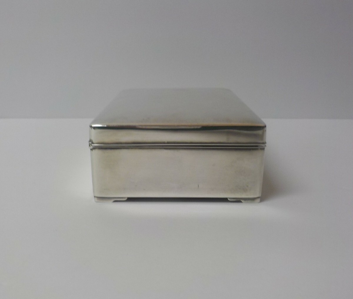 Vintage/Antique K. Uyeda .950 Japanese Sterling Silver Cigarette