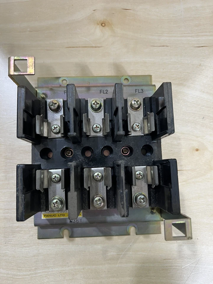 Portafusibles FANUC LTD A05B-2301-C170 Foto 2 de 4