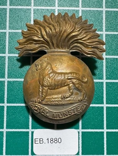 WW1 1915 All Brass Economy Issue Royal Munster Fusiliers Cap Badge   EB-1880