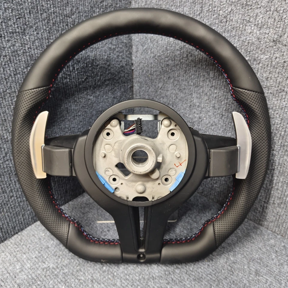 Flat Bottom Steering Wheel For BMW Custom F Series F20 F22 F30 F32 F36 M2 M3 M4 - Image 3 of 4
