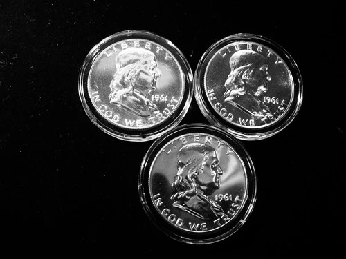 FRANKLIN SILVER PROOF HALF DOLLAR LOT OF (3) 1961 BU MS PR   ONE+ OZ OF SILVER