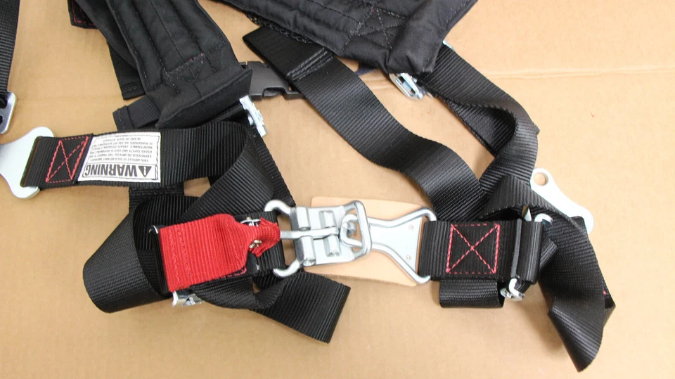Hypertech 4-point Safety Harness 3001003 - Image 3 of 4