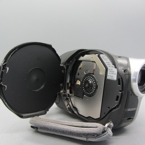 Sony Handycam DCR-DVD202E Handheld Mini DVD Camcorder Silver Tested - Picture 6 of 11