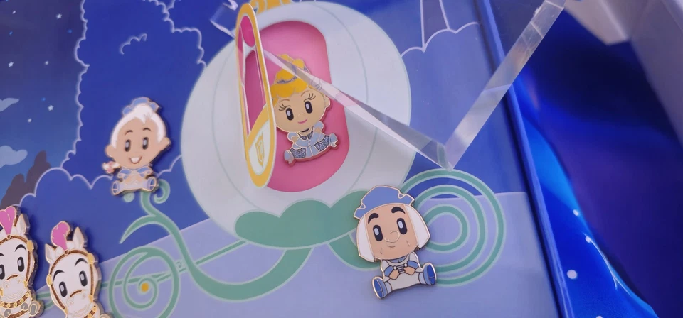 Juego de prendedores de caja Disney WDI - ¡aDorbs! Cenicienta LE 300 adorbs Foto 3 de 4