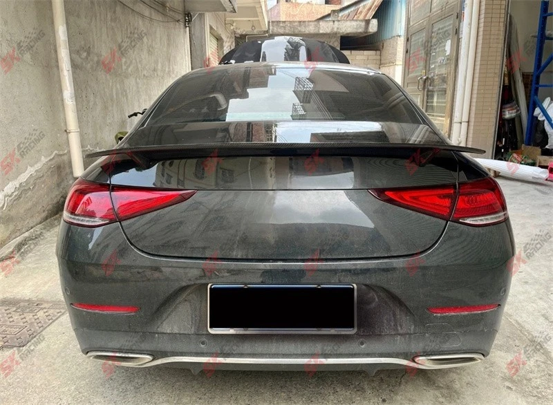 Alerón trasero negro brillante/fibra de carbono para Benz W257 CLS450 CLS53AMG 2019-23 Foto 4 de 4