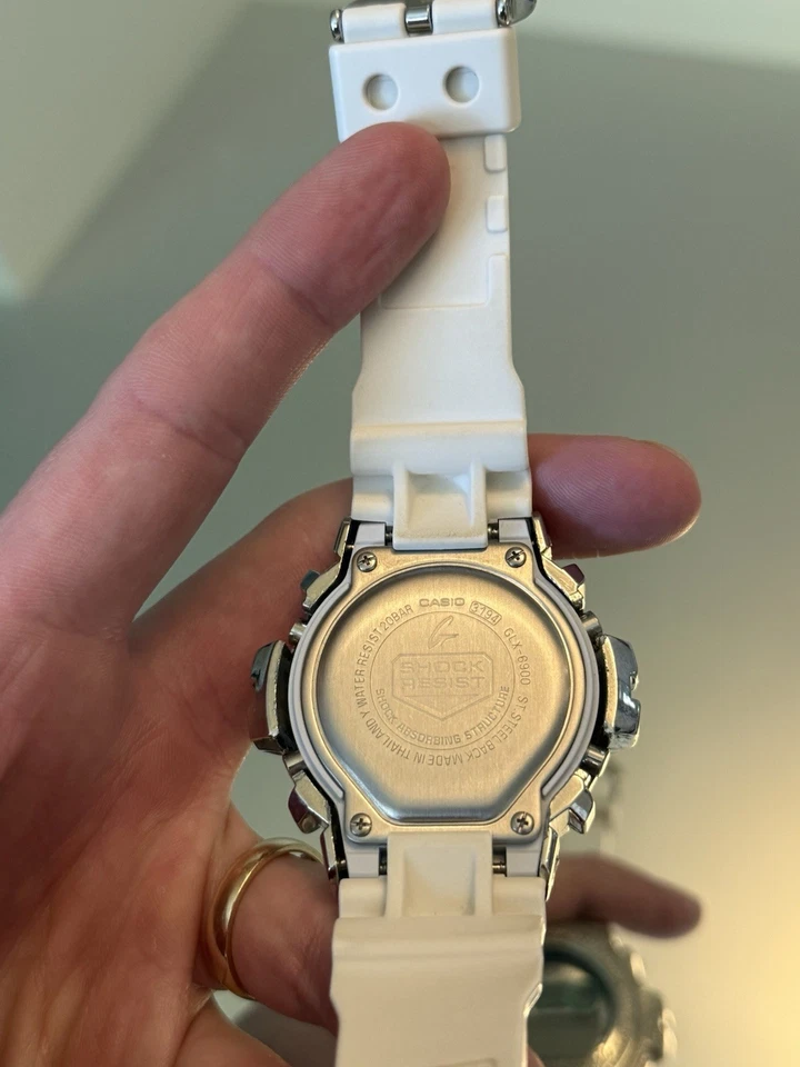 Diamante simulado G-Shock para hombre Foto 3 de 4