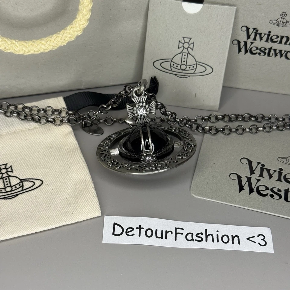 Vivienne Westwood Orb Large Japan Black Necklace WITH BOX - Image 3 of 4