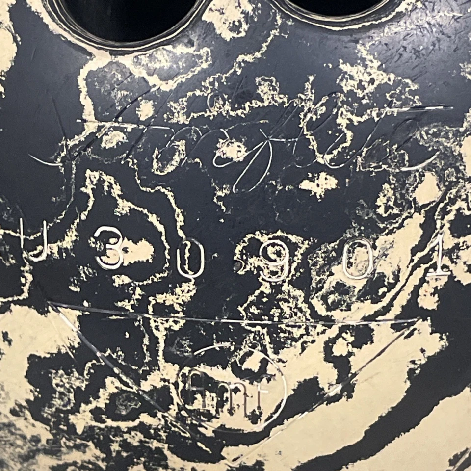 复古 Faball Amflite 保龄球 U30-901 16 磅 钻 黑色/金色漩涡 清洁 — 第 4/4 张图片