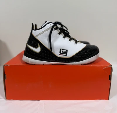 Nike Zoom Soldier II Men's Sneakers for Sale | Authenticity