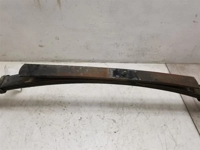 94-98 TOYOTA T100 2.7L RWD AT PASSENGER SIDE REAR LEAF SPRING ASSEMBLY  - Image 3 of 4