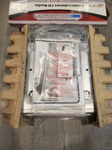 NEW GPX Undercabinet CD Radio with Remote Control MP3 Line Input Timer KCC3817DP - Picture 9 of 10