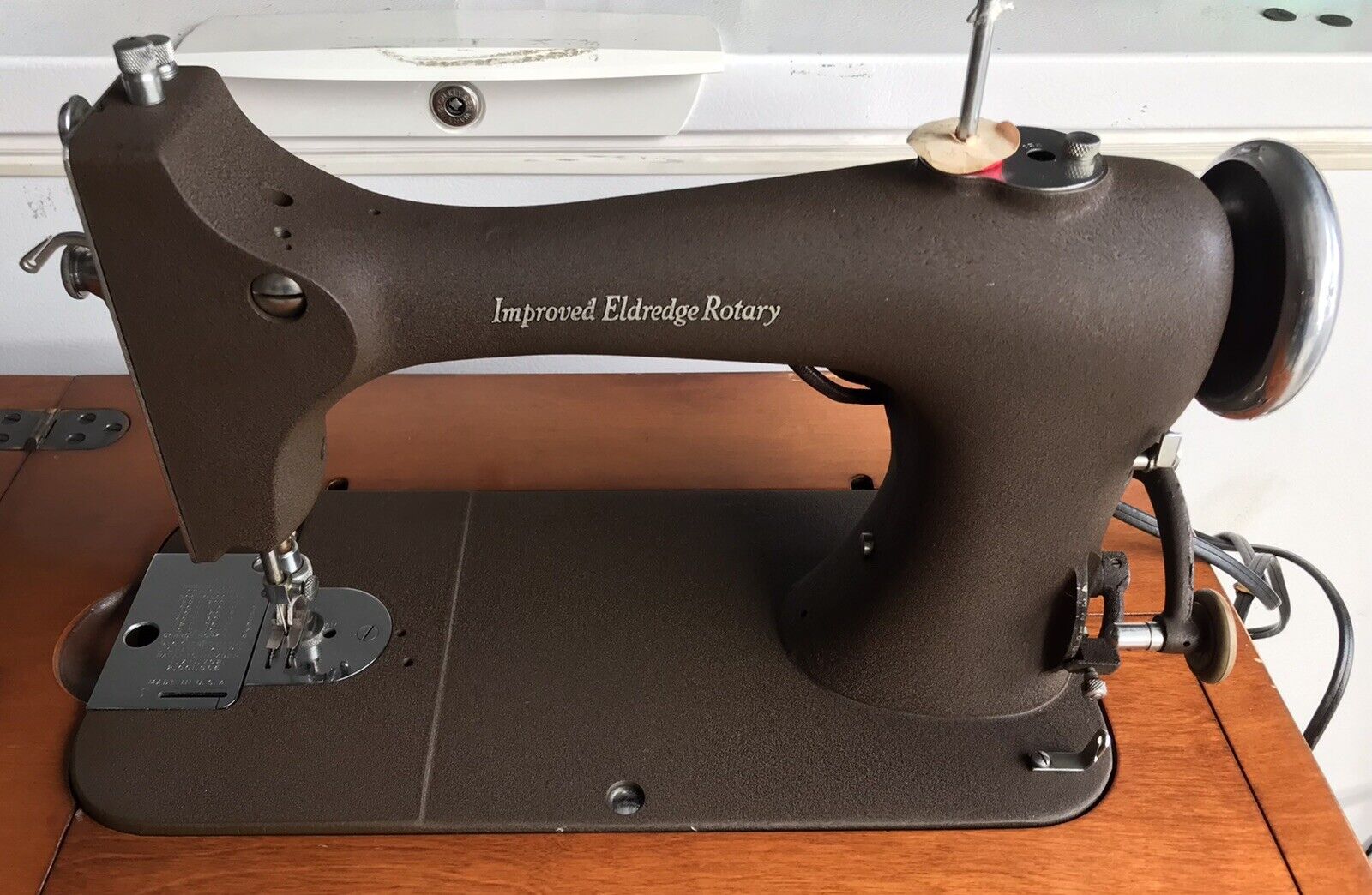 Vintage The Improved Eldredge Rotary Sewing Machine “Antique”