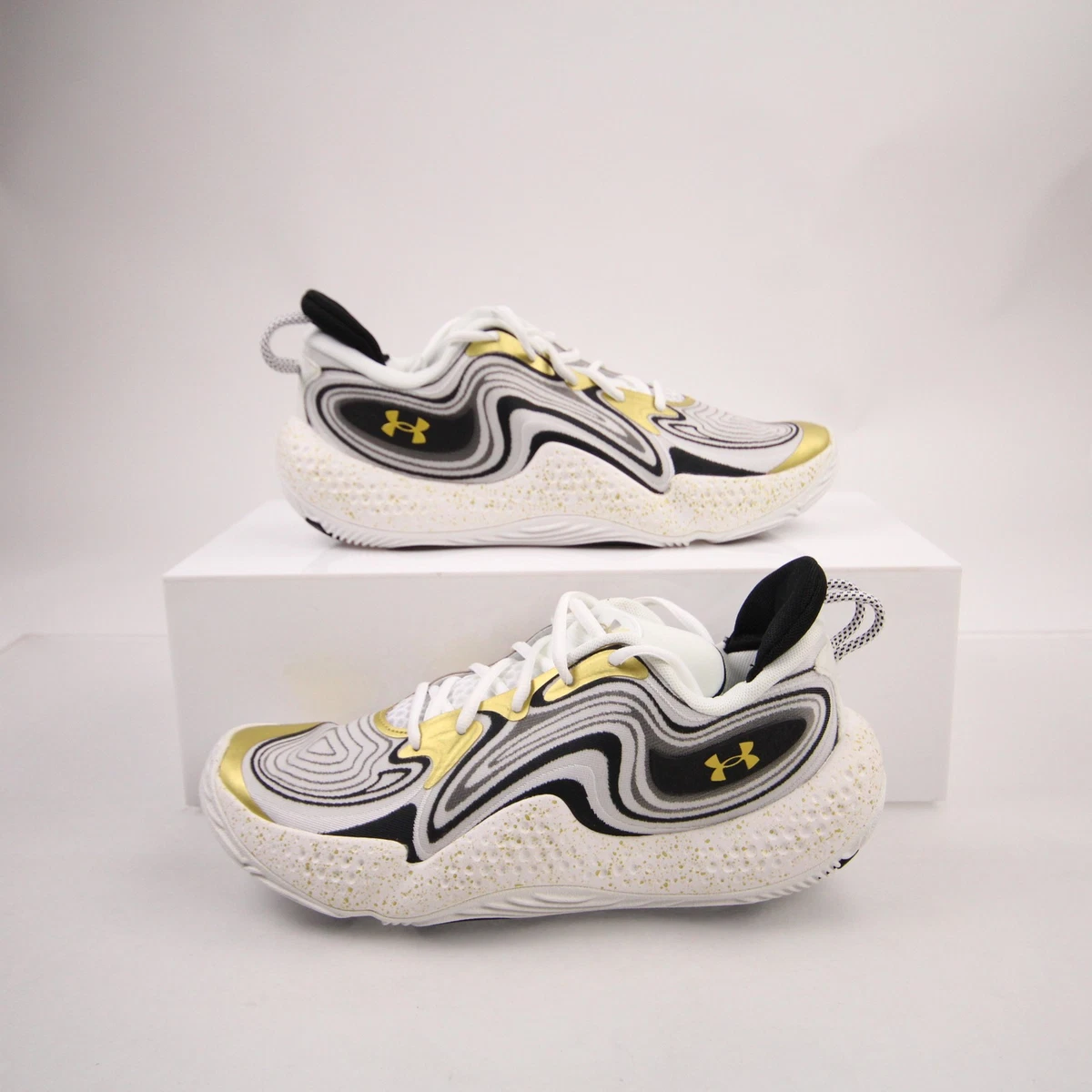 Under Armour Spine Black and Yellow 1240728-017 2013 Basketball shoes Size 18 Under Armour Lockdown 7 Men main image 3